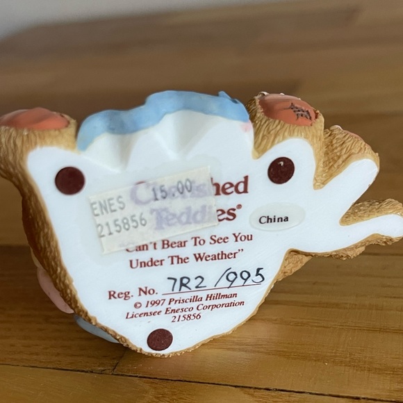 Cherished Teddies Figurine 1997 "Can't Bear To See You Under The Weather" 215856 - Picture 5 of 6